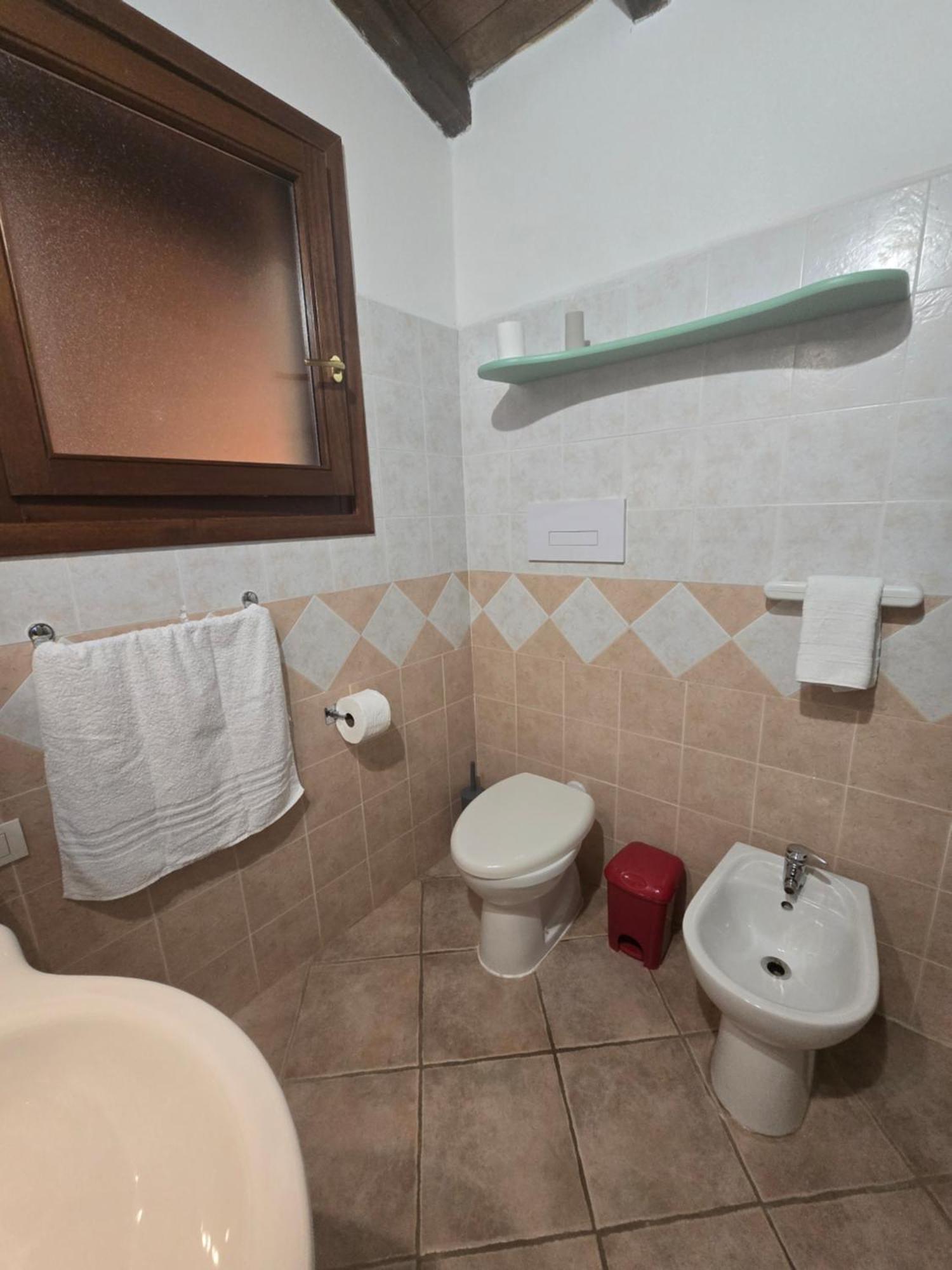 Trilocale Climatizzato L'Oleandro Tanaunella Extérieur photo