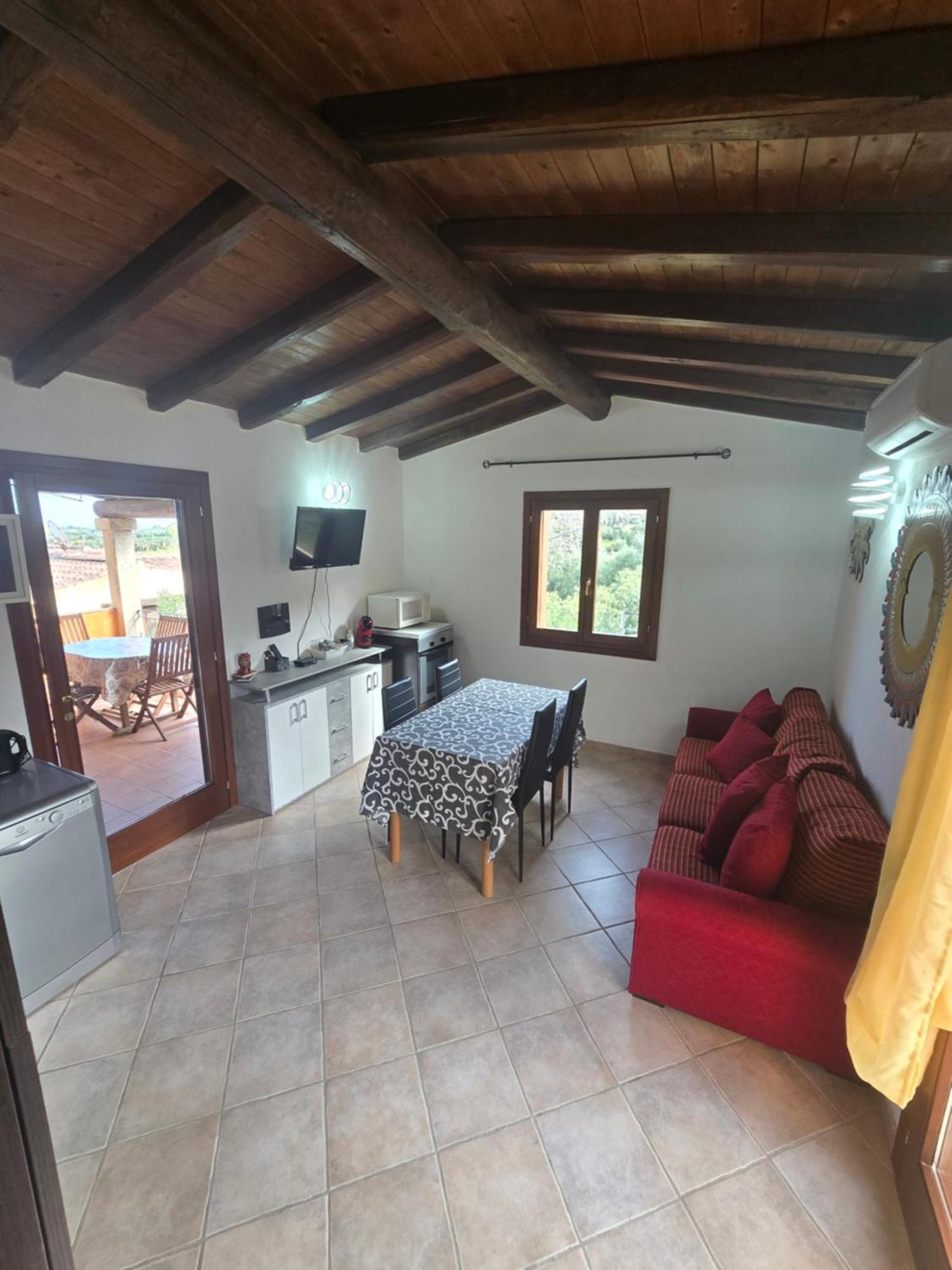 Trilocale Climatizzato L'Oleandro Tanaunella Extérieur photo